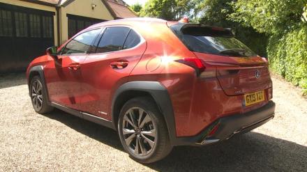 Lexus UX 300h 2.0 F-Sport Design Tech 5dr CVT